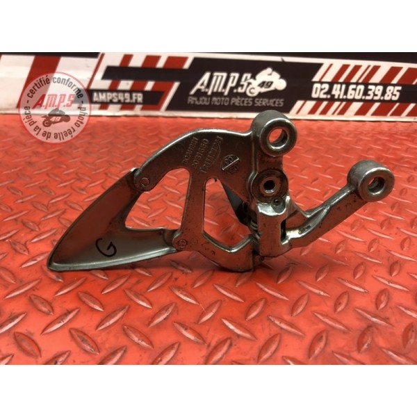 Platine repose pied gauche Triumph 1050 Sprint ST 2005 à 2010