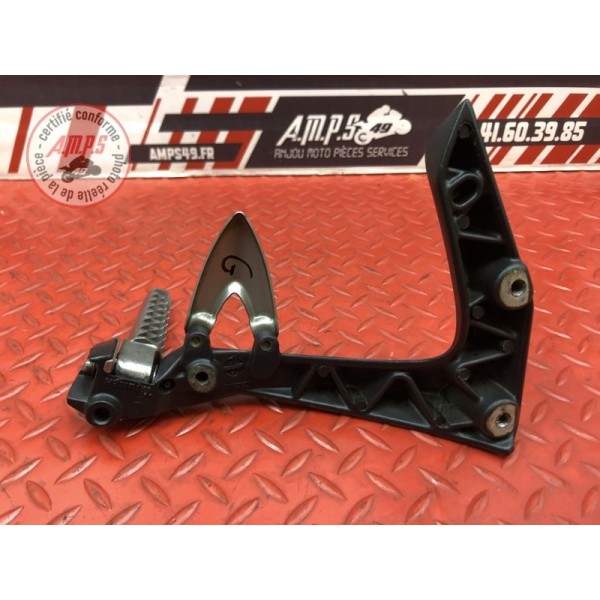 Platine repose pied passager gauche Triumph 1050 Sprint ST 2005 à 2010