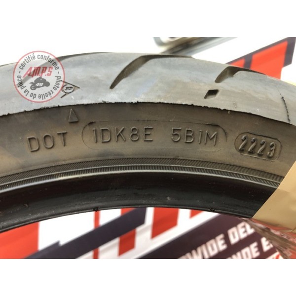 Pneu Dunlop Roadsmart IV SP 180-55ZR17 DOT 2223 10% Triumph 1050 Sprint ST 2005 à 2010