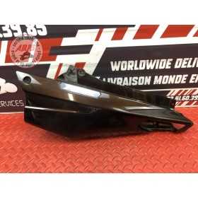 Cache plastique sous selle gauche 