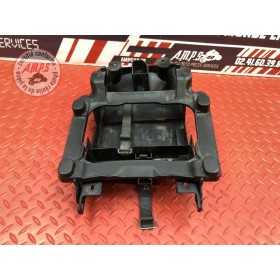 Cache plastique sous selle 