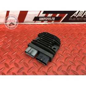 Regulateur de tension 