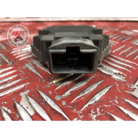 Regulateur de tension 