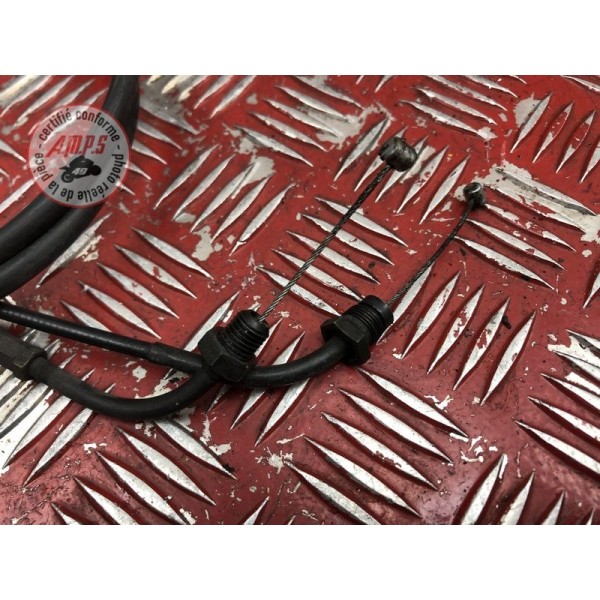 Cable d'accélérateur 