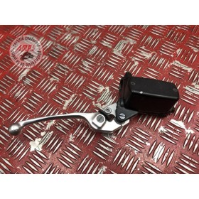 Maitre cylindre de frein avant 