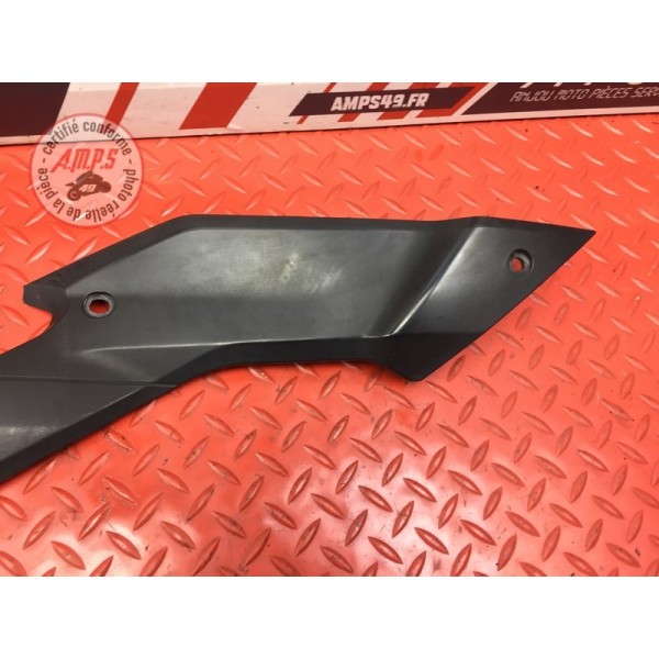 Cache plastique sous selle droit Ducati 1098 SF Streetfighter 2009 à 2013