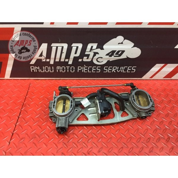Rampe d'injection Ducati 1098 SF Streetfighter 2009 à 2013