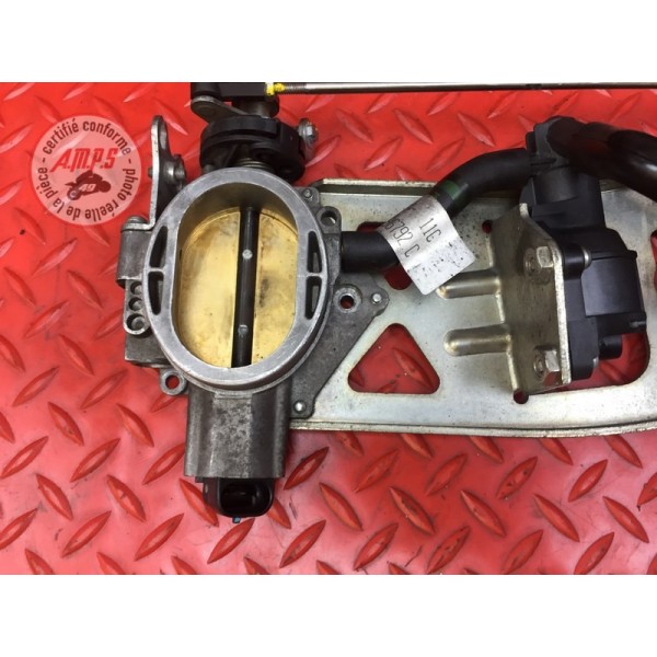 Rampe d'injection Ducati 1098 SF Streetfighter 2009 à 2013