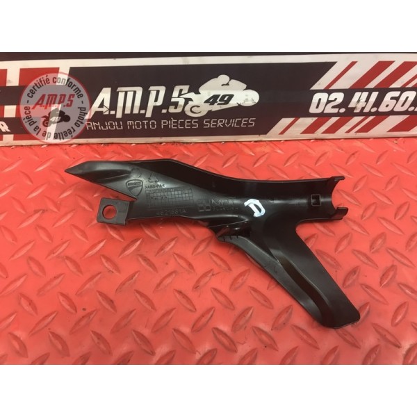 Cache plastique sous selle droit Ducati 1200 Monster 2014 à 2016