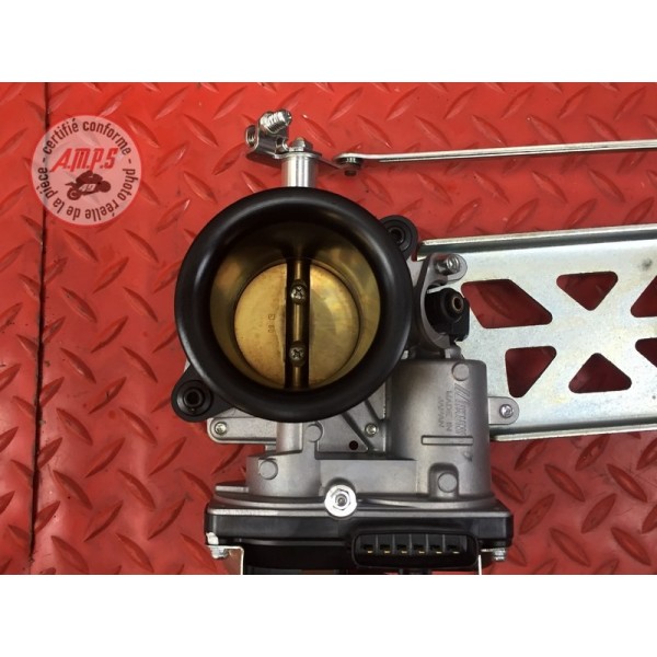 Rampe d'injection Ducati 1200 Monster 2014 à 2016