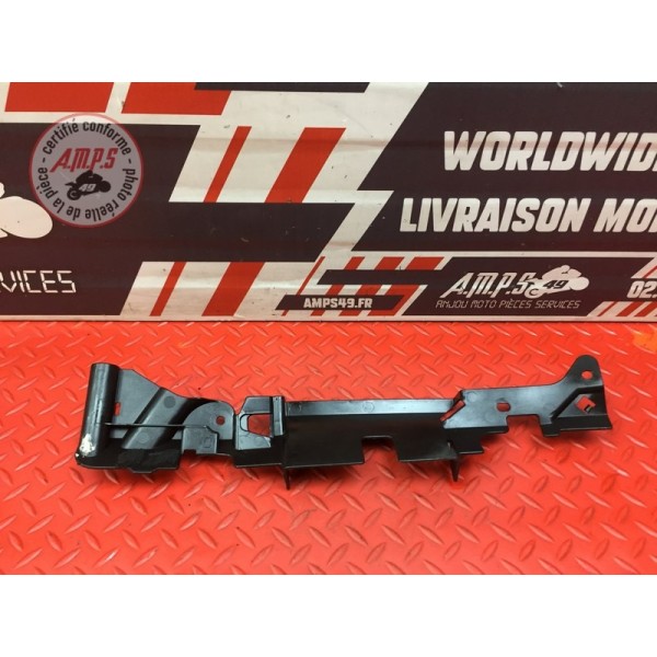 Cache plastique sur radiateur Yamaha R1 2000 à 2001