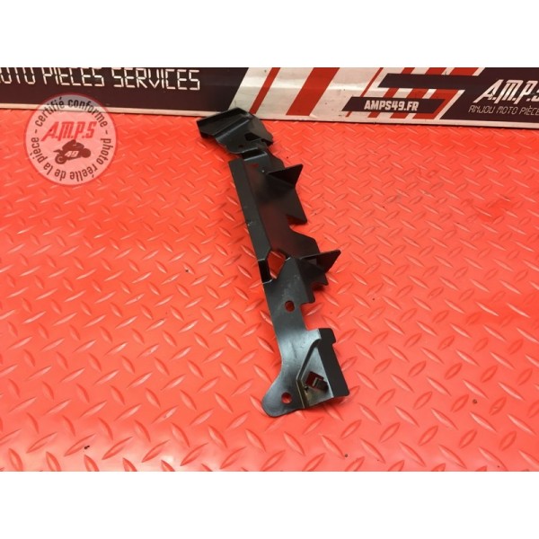 Cache plastique sur radiateur Yamaha R1 2000 à 2001
