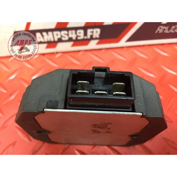 Regulateur de tension Yamaha R1 2000 à 2001