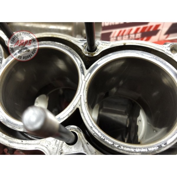 Bloc moteur nu Yamaha R1 2000 à 2001