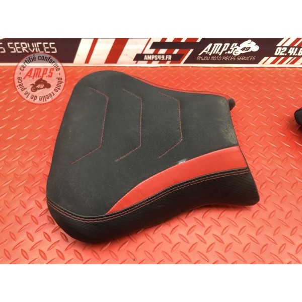 Selle personnalisé Aprilia RSV 1000 1998 à 2003