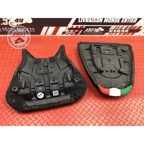 Selle personnalisé Aprilia RSV 1000 1998 à 2003