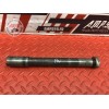 Axe de roue avant Aprilia RSV 1000 1998 à 2003