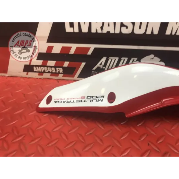 Cache plastique sous selle gauche Ducati 1200 Multistrada 2010 à 2012