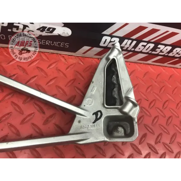 Platine repose pied passager droite Ducati 1200 Multistrada 2010 à 2012