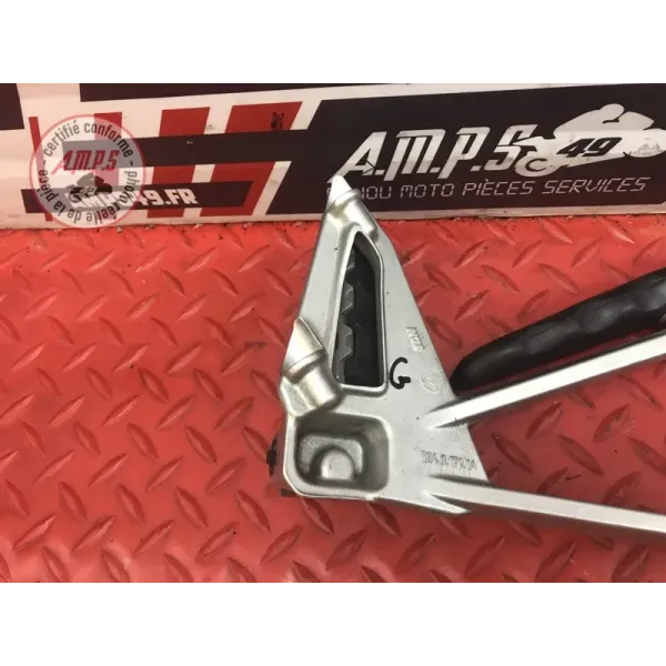 Platine repose pied passager gauche Ducati 1200 Multistrada 2010 à 2012