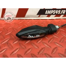 Clignotant avant droit 