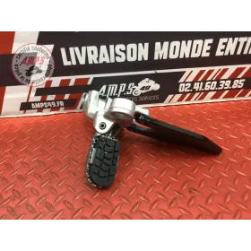 Platine repose pied gauche 