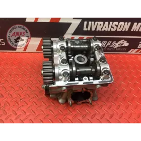 Culasse avec arbre a came avant 