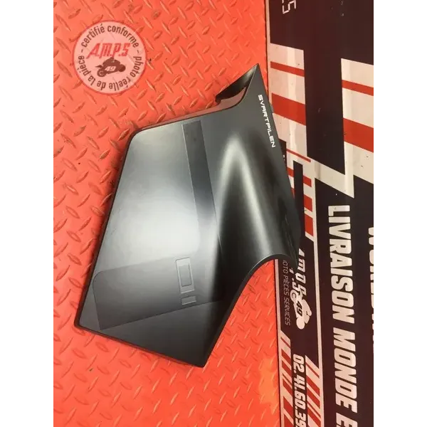 Coque arrière droite Husqvarna Svartpilen 701 de 2019 à 2023