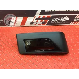 Ecope de radiateur droit 