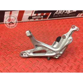 Platine repose pied droite 