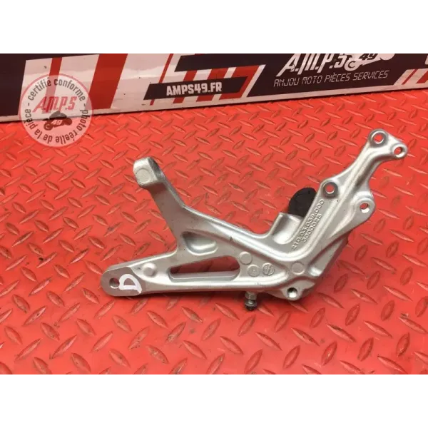 Platine repose pied droite Husqvarna Svartpilen 701 de 2019 à 2023