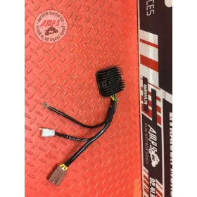 Regulateur de tension Husqvarna Svartpilen 701 de 2019 à 2023
