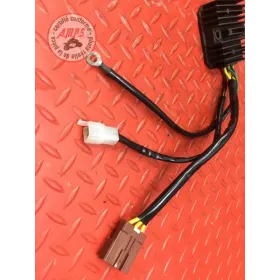 Regulateur de tension 