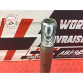 Axe de roue avant