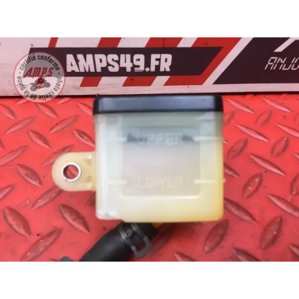 Bocal de liquide de frein arriere 