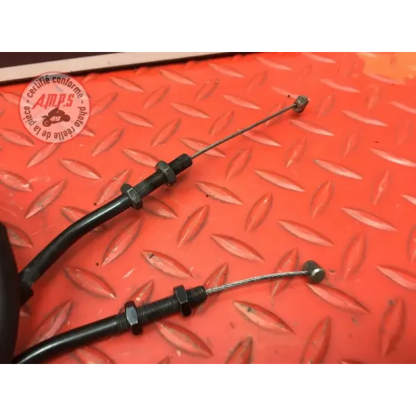 Cable d'accélérateur 