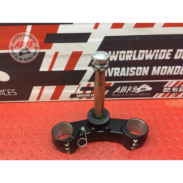 Te de fourche inférieur