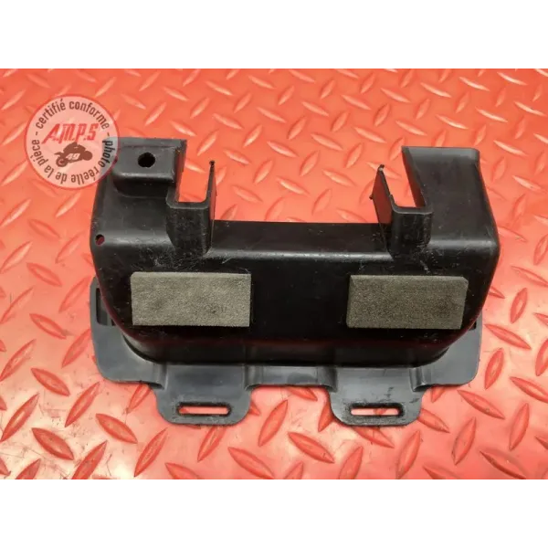 Cache plastique sur batterie Suzuki SV N 650 1999 à 2002