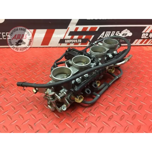 Rampe d'injection Kawasaki Z900 2017 à 2019