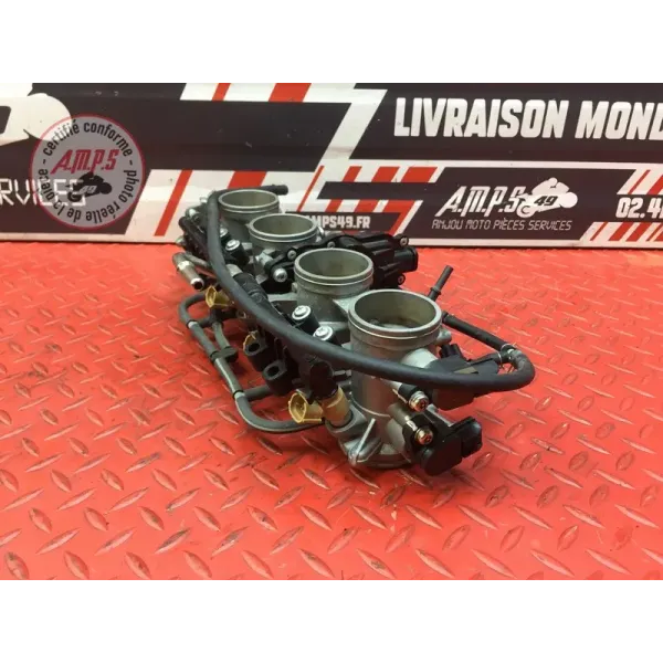 Rampe d'injection Kawasaki Z900 2017 à 2019