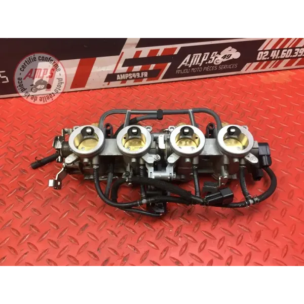 Rampe d'injection Kawasaki Z900 2017 à 2019