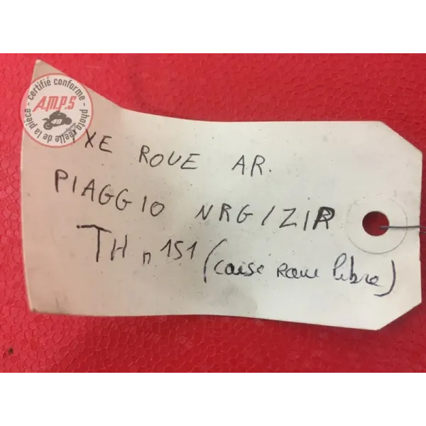 Axe roue arriere PIAGGIO NRG / ZIP