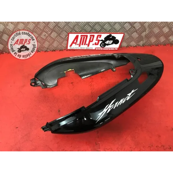 Coque arrière centrale Honda 600 Hornet 1998 à 2002