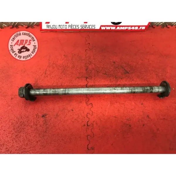 Axe de roue arriere Honda 600 Hornet 1998 à 2002