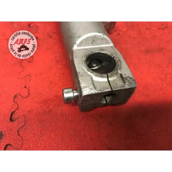 Tube de fourche gauche 