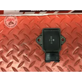 Regulateur de tension 