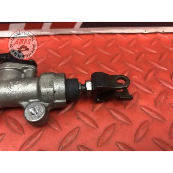 Maitre cylindre de frein arriere Honda 600 Hornet 1998 à 2002