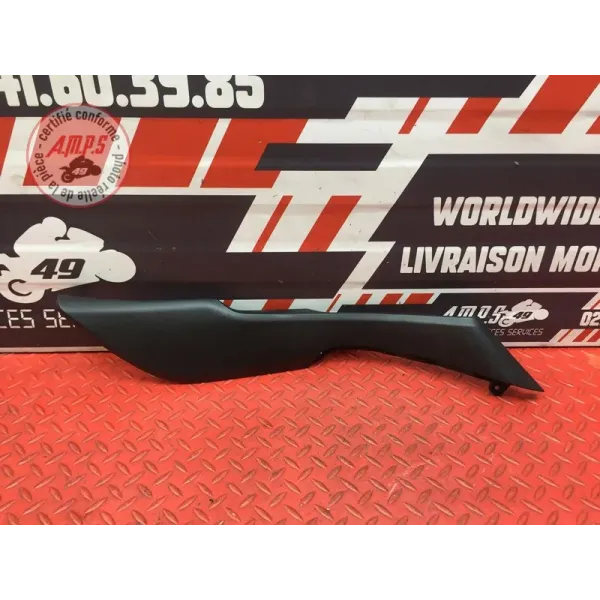 Cache plastique sous selle droit Kawasaki VERSYS 650  2015 à 2021