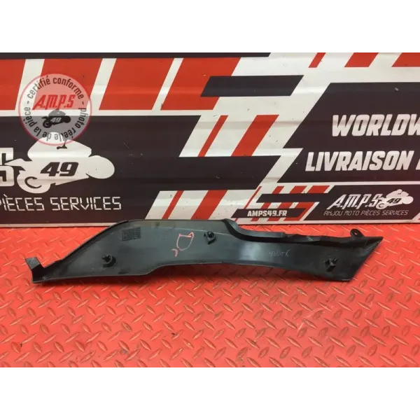 Cache plastique sous selle droit Kawasaki VERSYS 650  2015 à 2021