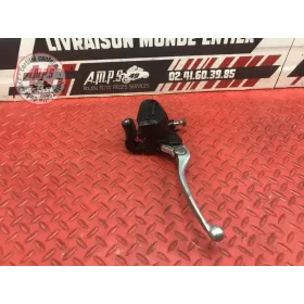 Maitre cylindre de frein avant 